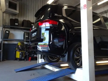 Оригинальный фаркоп BRINK арт. 4013500 для Toyota LAND CRUISER 300 04/2021-2023. Вертикальный быстросъемный шар от магазина ФаркопРос